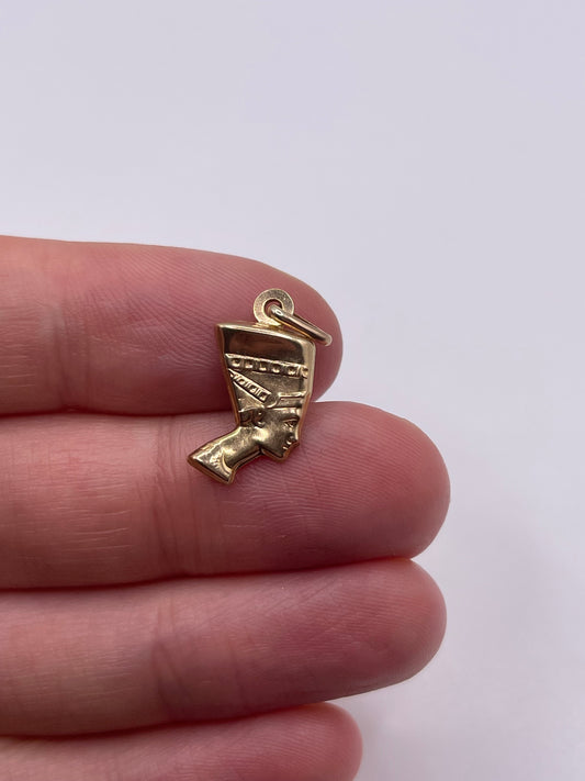 9ct gold queen Nefertiti charm