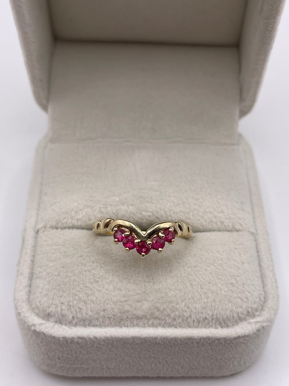 9ct gold tourmaline wishbone ring