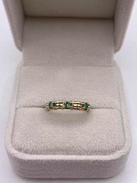9ct gold emerald ring