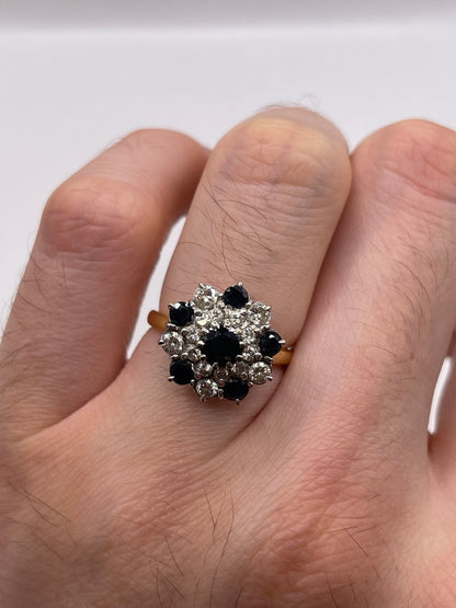 18ct gold sapphire and diamond cluster ring