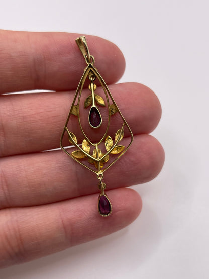 Antique 15ct gold amethyst and pearl pendant