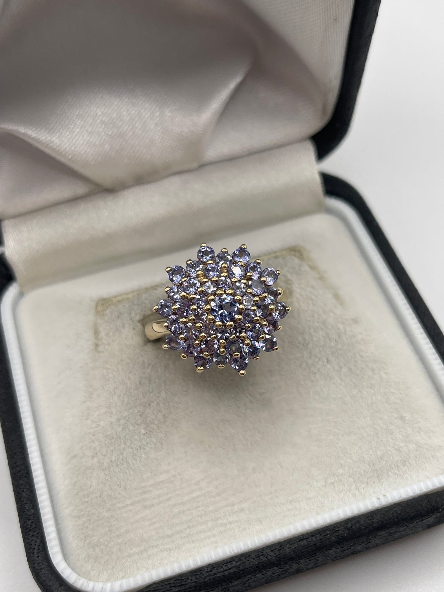 9ct gold tanzanite cluster ring