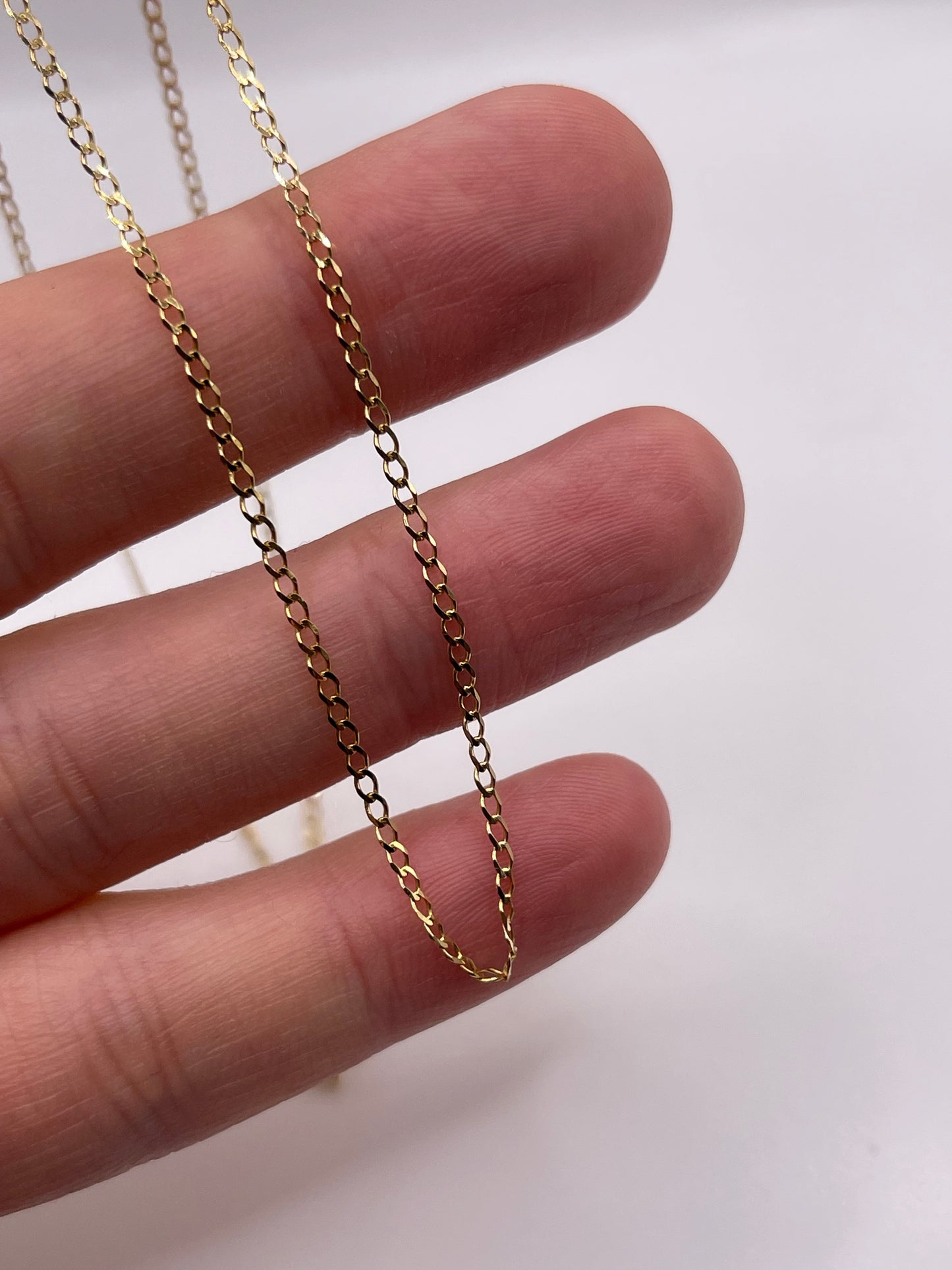 9ct gold chain 236