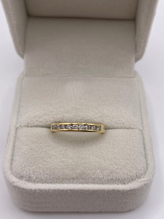 18ct gold diamond ring