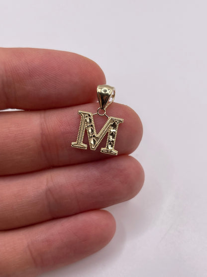 9ct gold initial M pendant