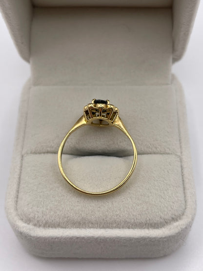 18ct gold sapphire and diamond ring