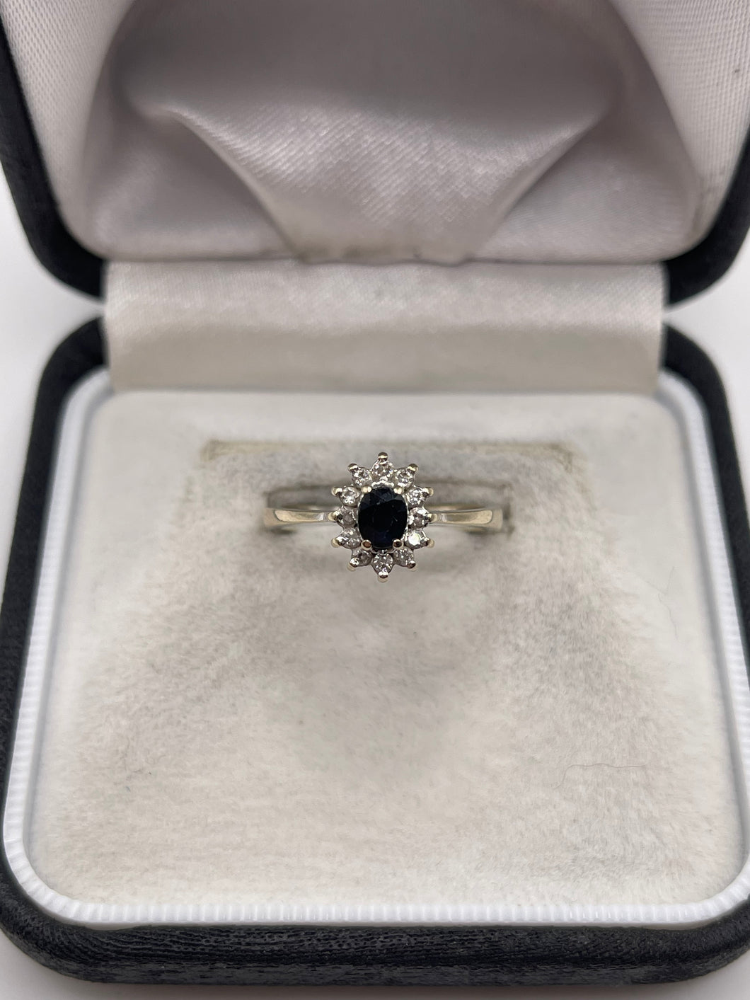 18ct white gold sapphire and diamond ring