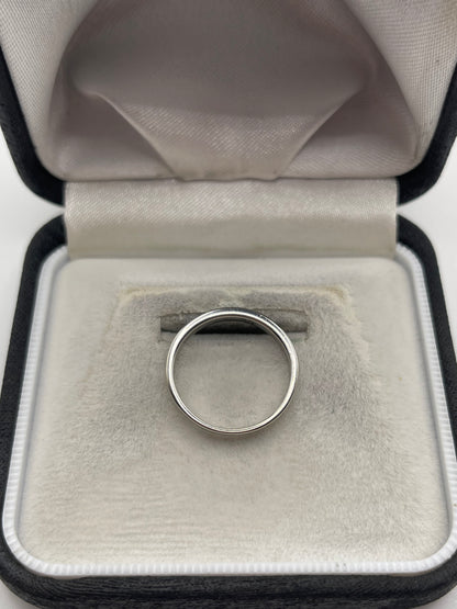 9ct white gold diamond ring