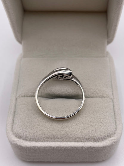 9ct white gold ruby and diamond ring