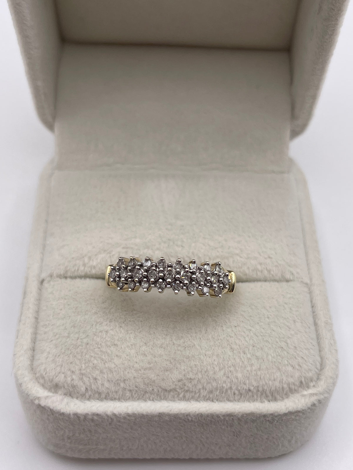 9ct gold diamond cluster ring