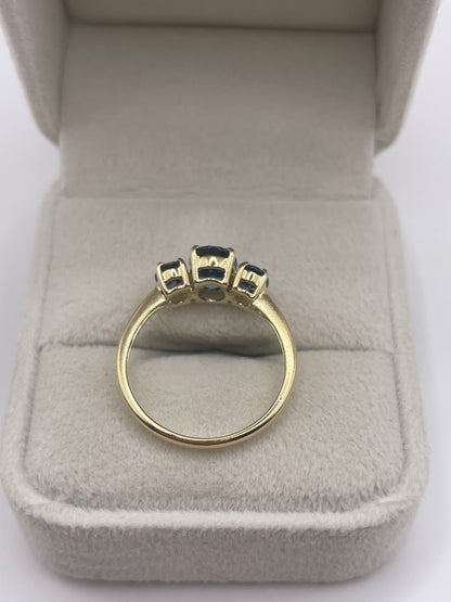 9ct gold blue topaz ring