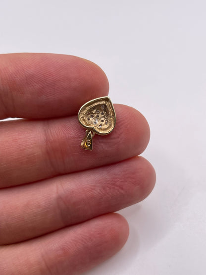 9ct gold diamond heart pendant