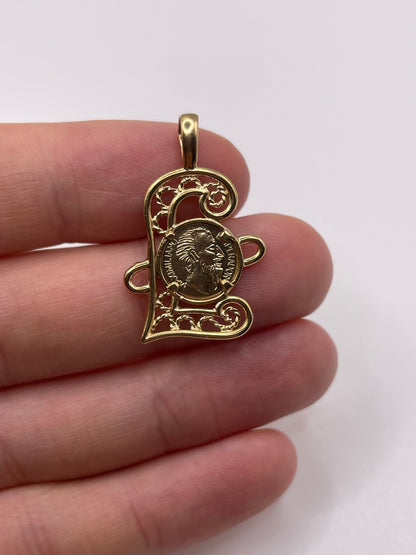 9ct gold coin pendant