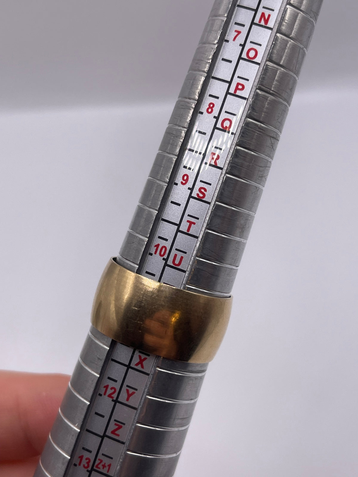 9ct gold band