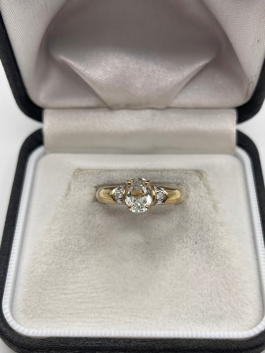 9ct gold quartz and diamond ring