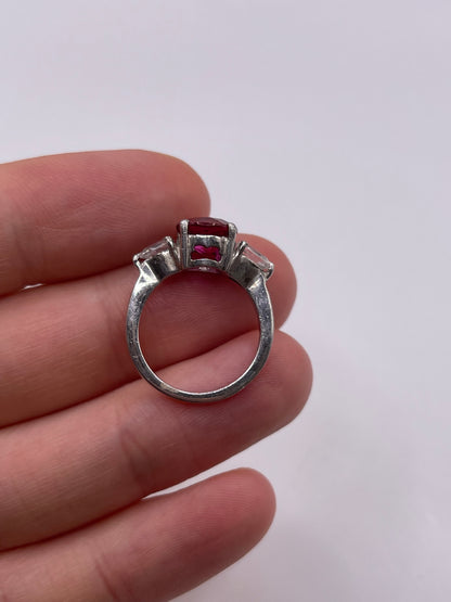 Silver gemstone ring