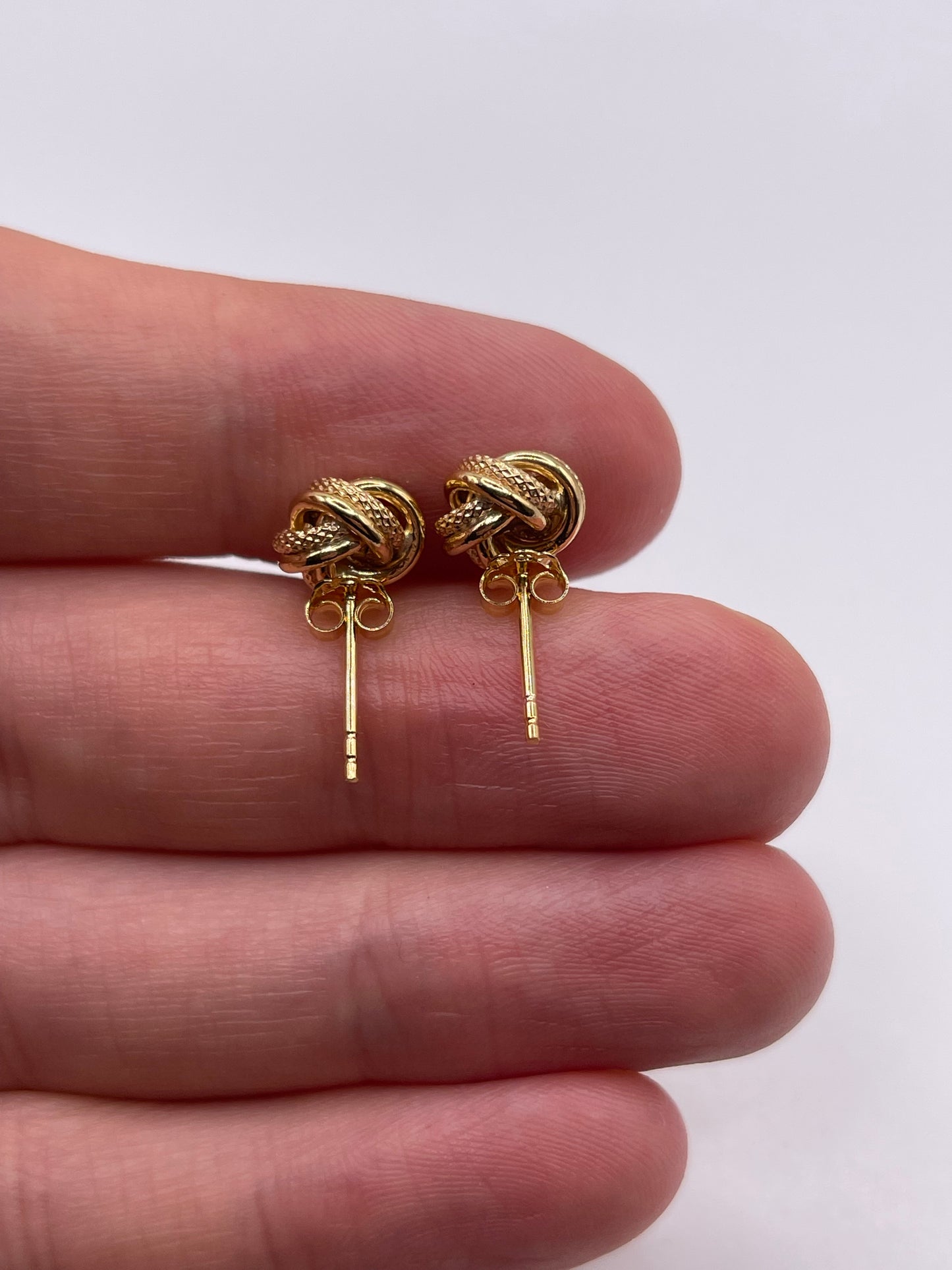 9ct gold frosted knot earrings
