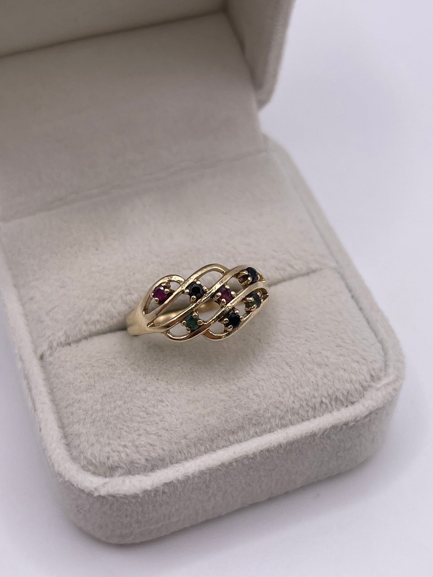 9ct gold sapphire, emerald and ruby ring