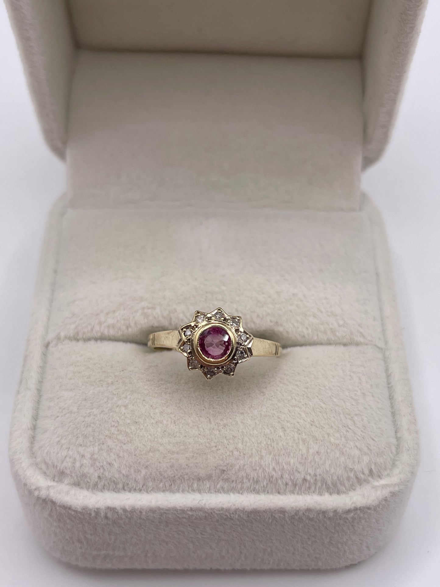 9ct gold ruby and diamond ring