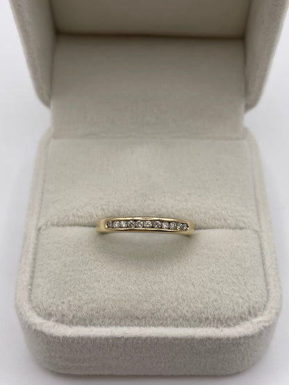 9ct gold diamond ring