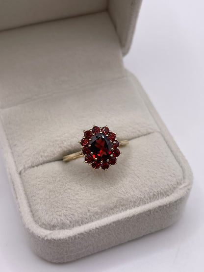 9ct gold garnet cluster ring