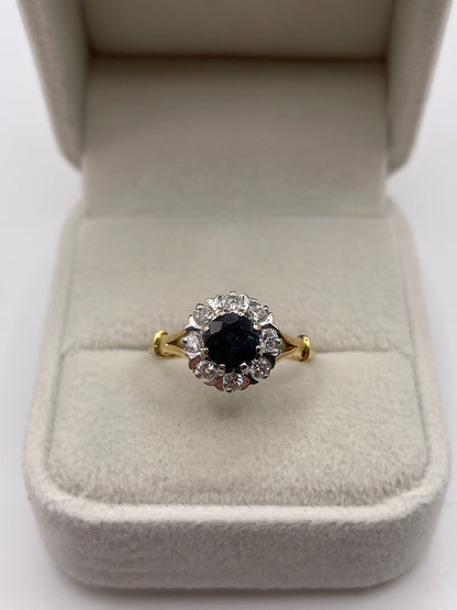 18ct gold sapphire and diamond ring
