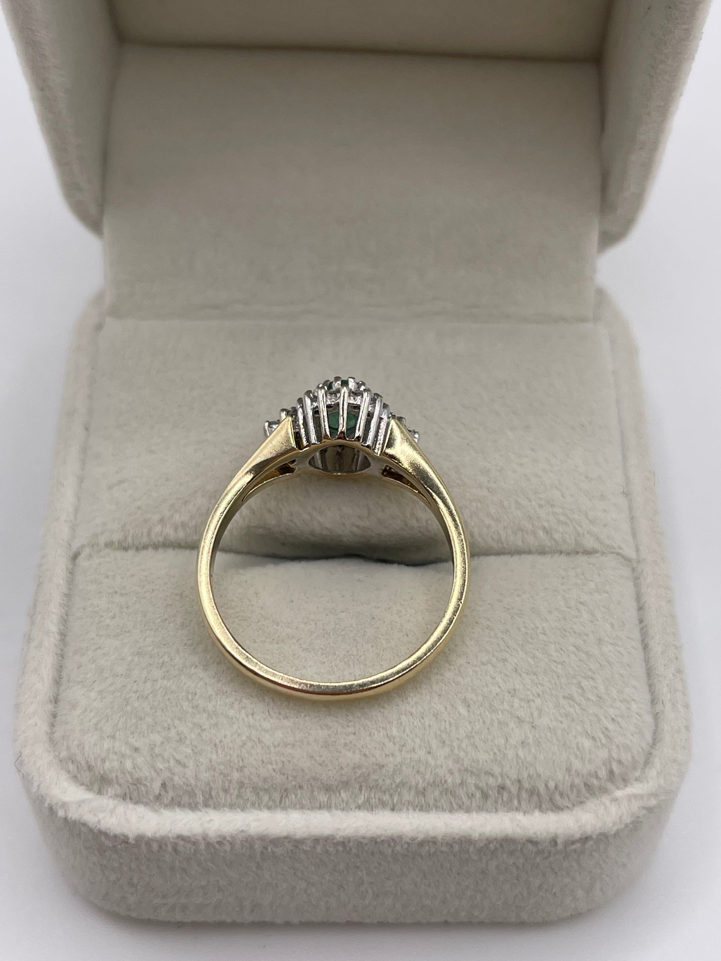 9ct gold emerald and diamond ring