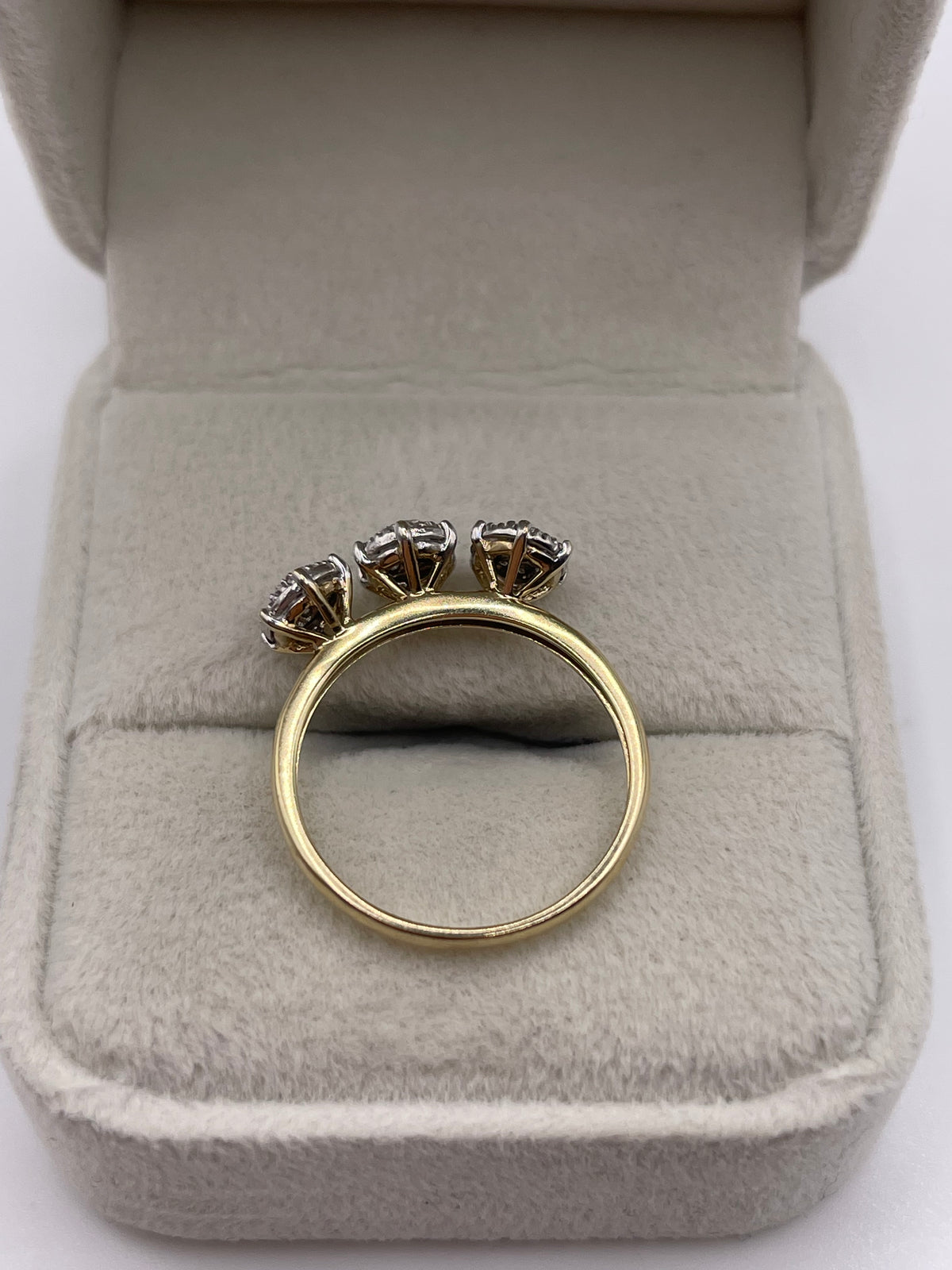 9ct gold diamond cluster ring