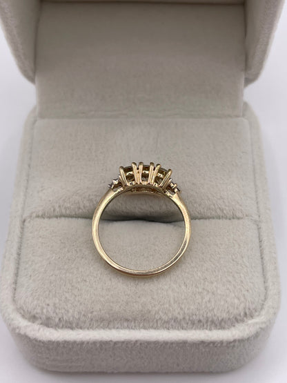 9ct gold quartz and diamond ring
