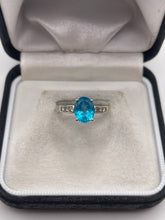 Load image into Gallery viewer, 14ct white gold blue apatite and diamond ring
