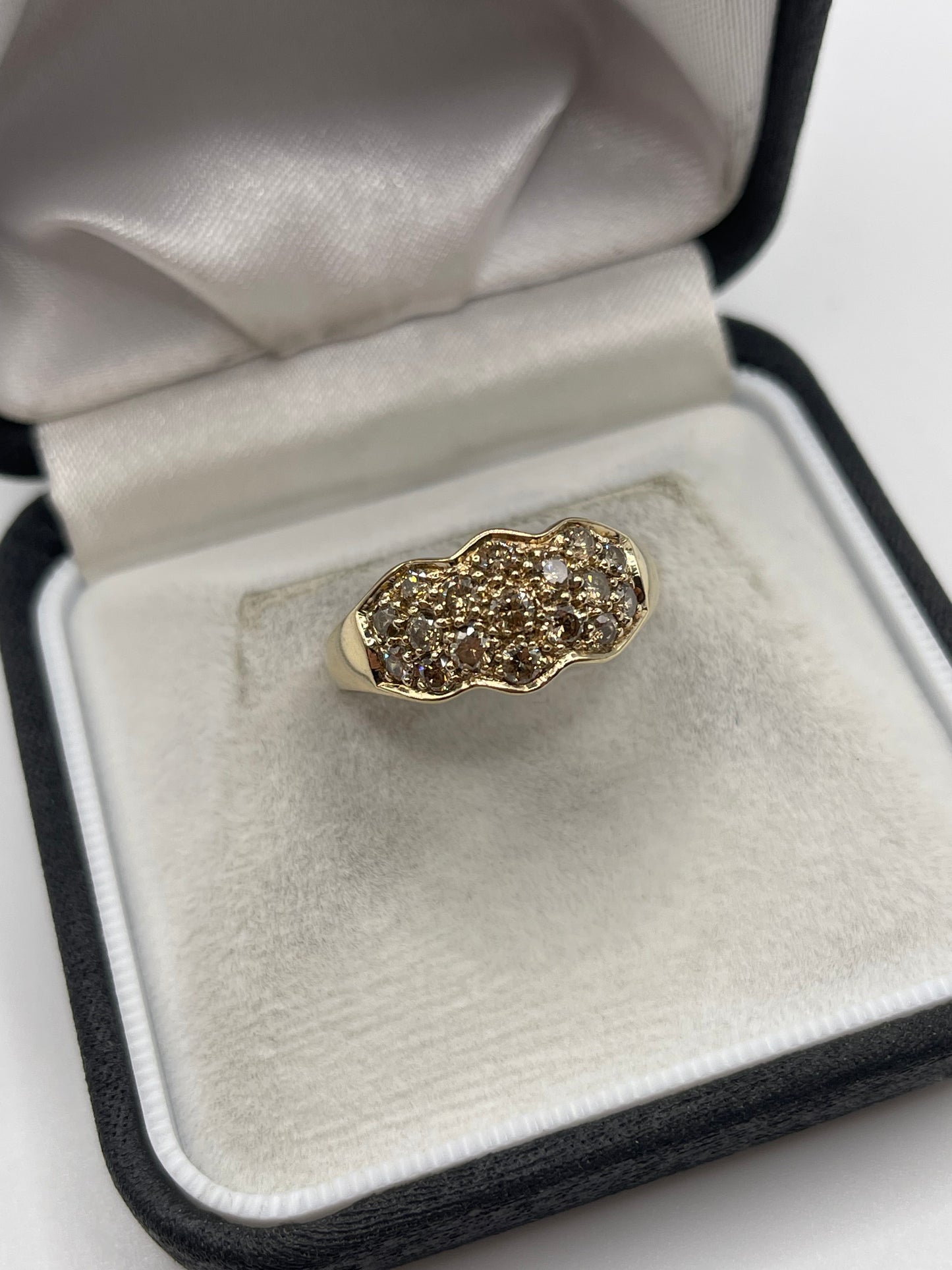 9ct gold diamond cluster ring