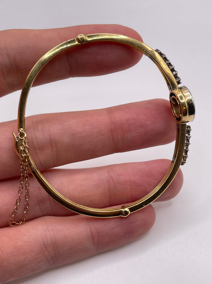 18ct gold amethyst and diamond bangle