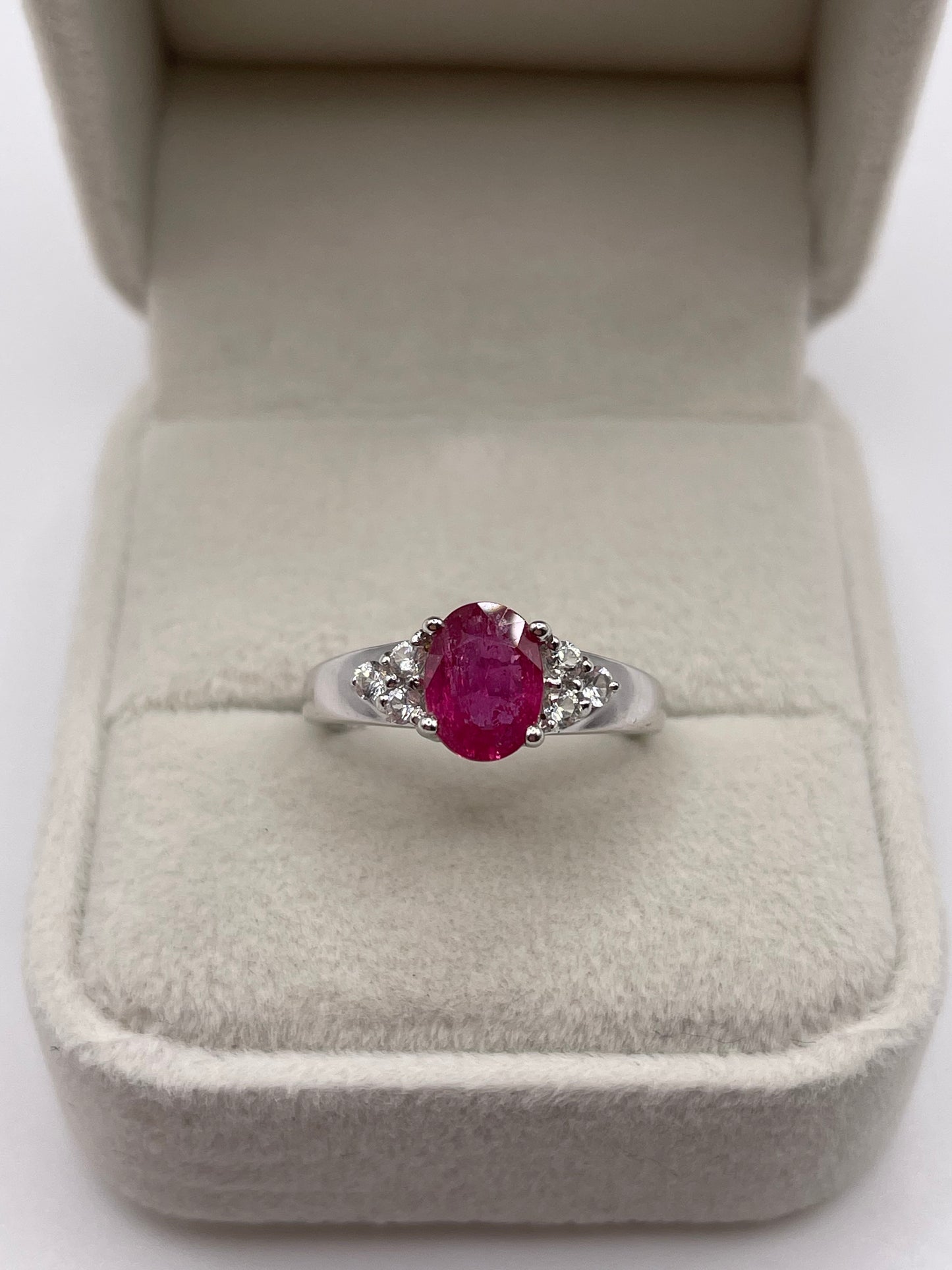 9ct white gold ruby and zircon ring