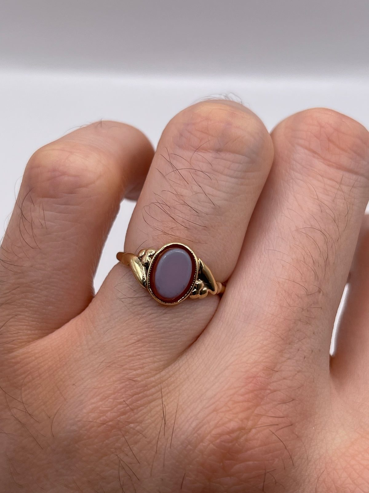 9ct gold sardonyx ring