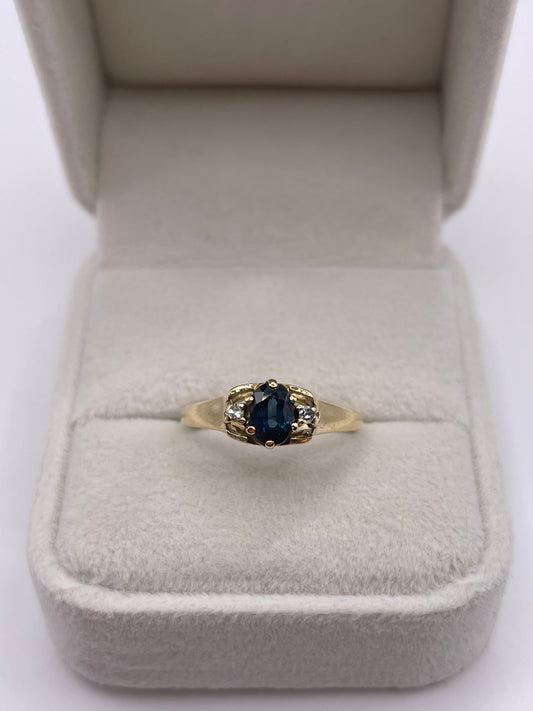 9ct gold sapphire and diamond ring