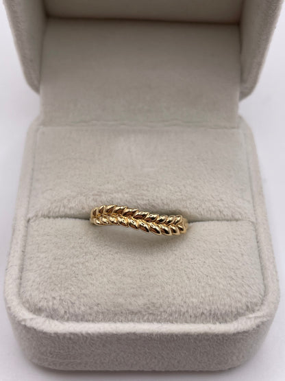 18ct gold ring