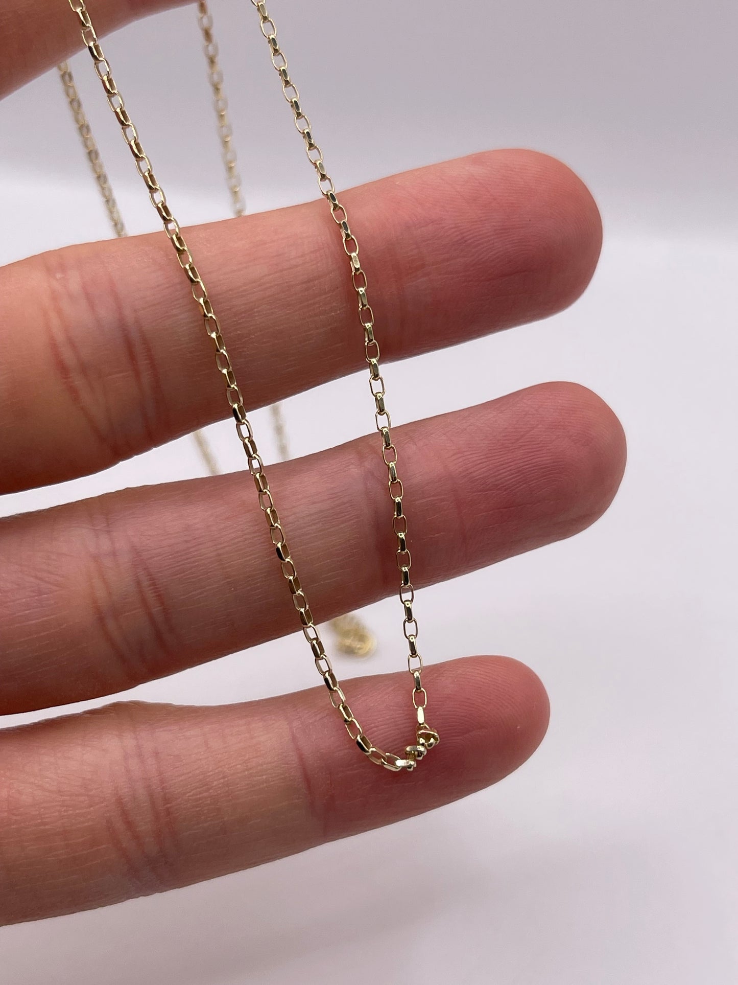 9ct gold chain 373