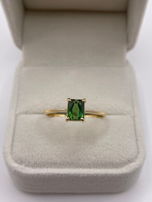 18ct gold tourmaline ring