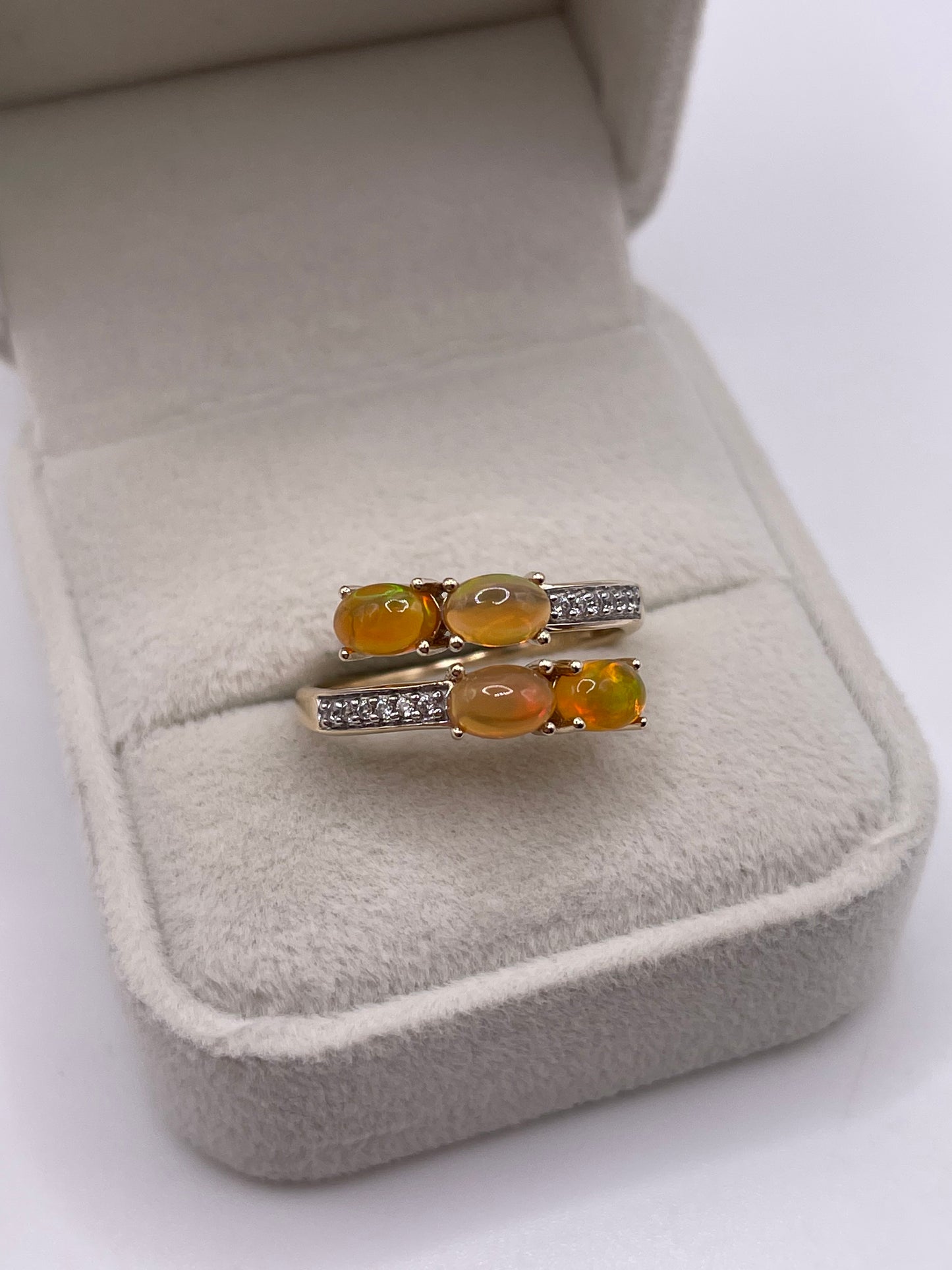 9ct gold opal and zircon ring