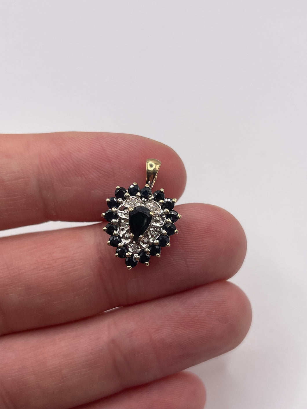 9ct gold sapphire and diamond heart pendant