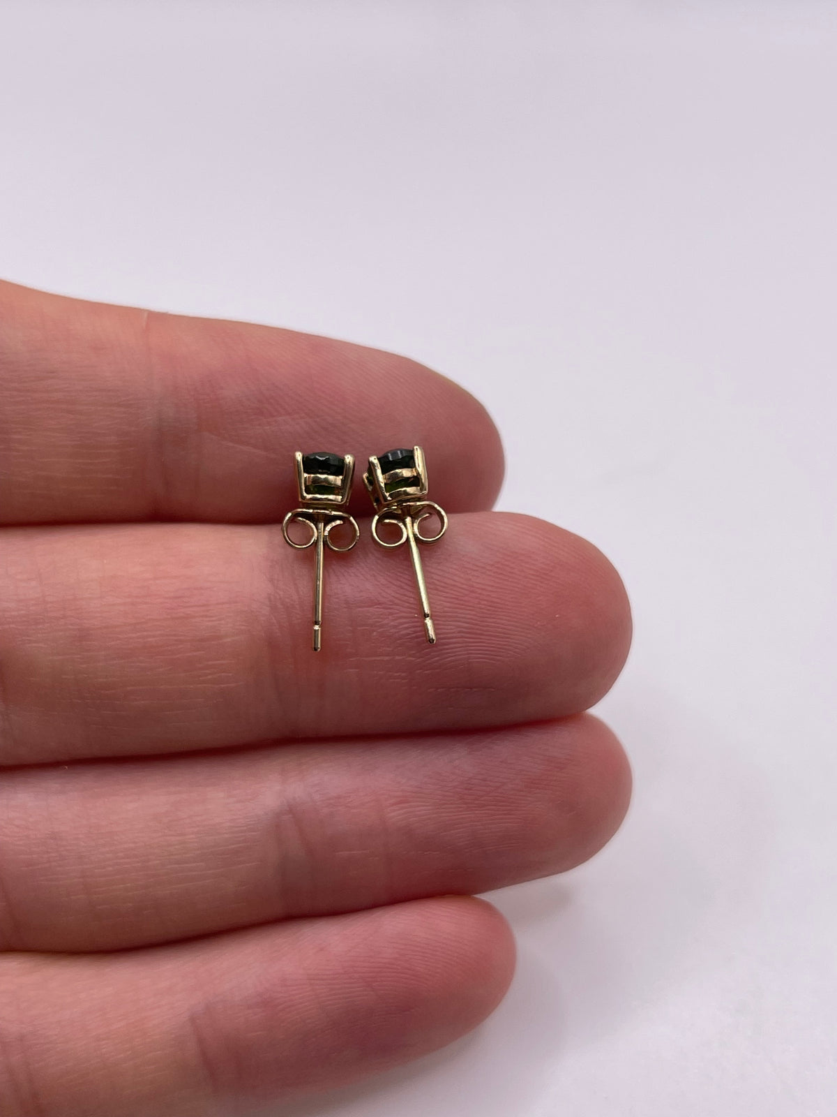 9ct gold diopside earrings