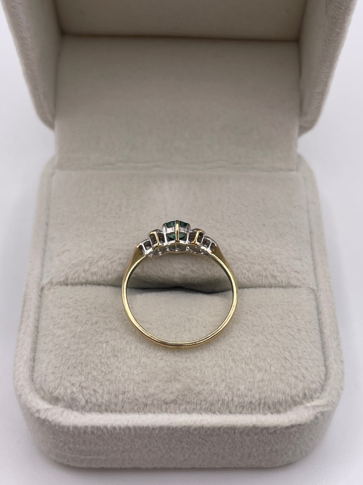 9ct gold emerald and diamond ring