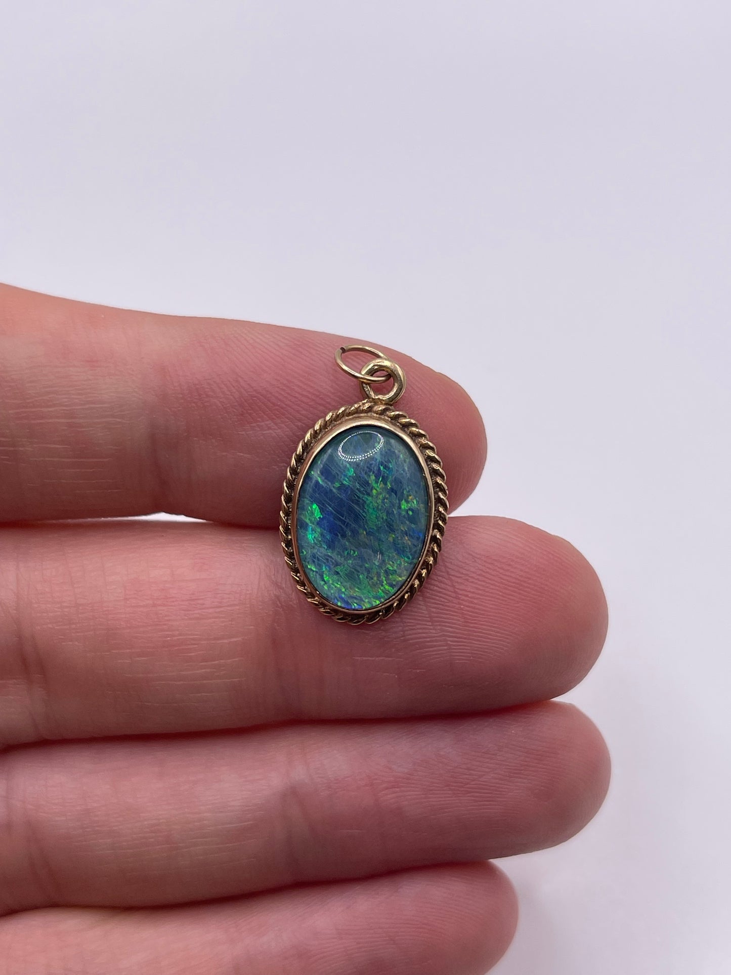 9ct gold black opal triplet pendant