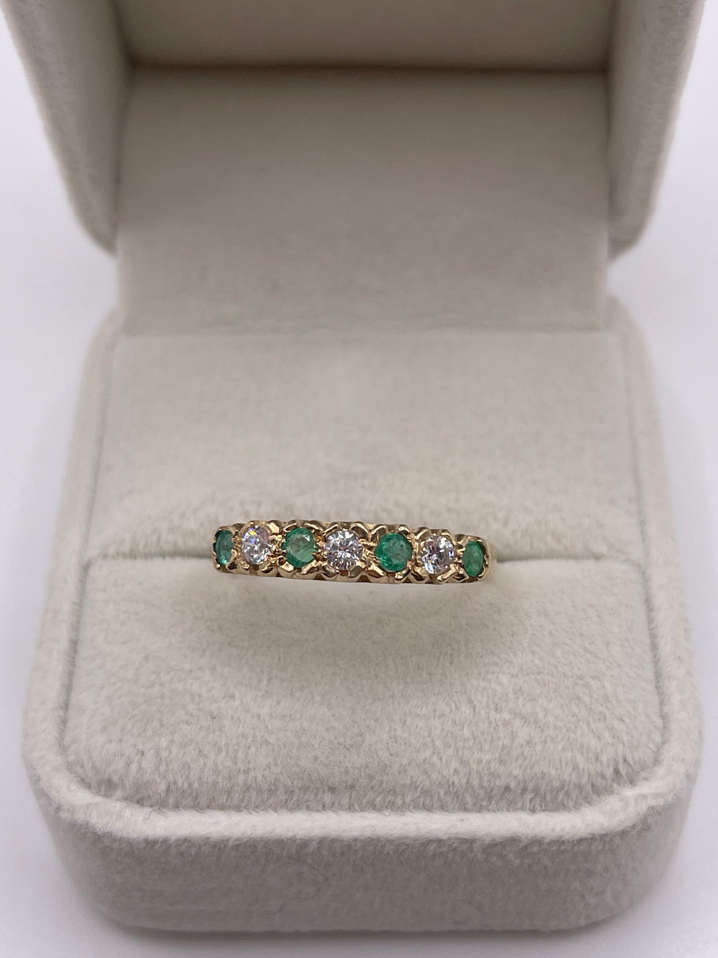 9ct gold emerald and cz ring