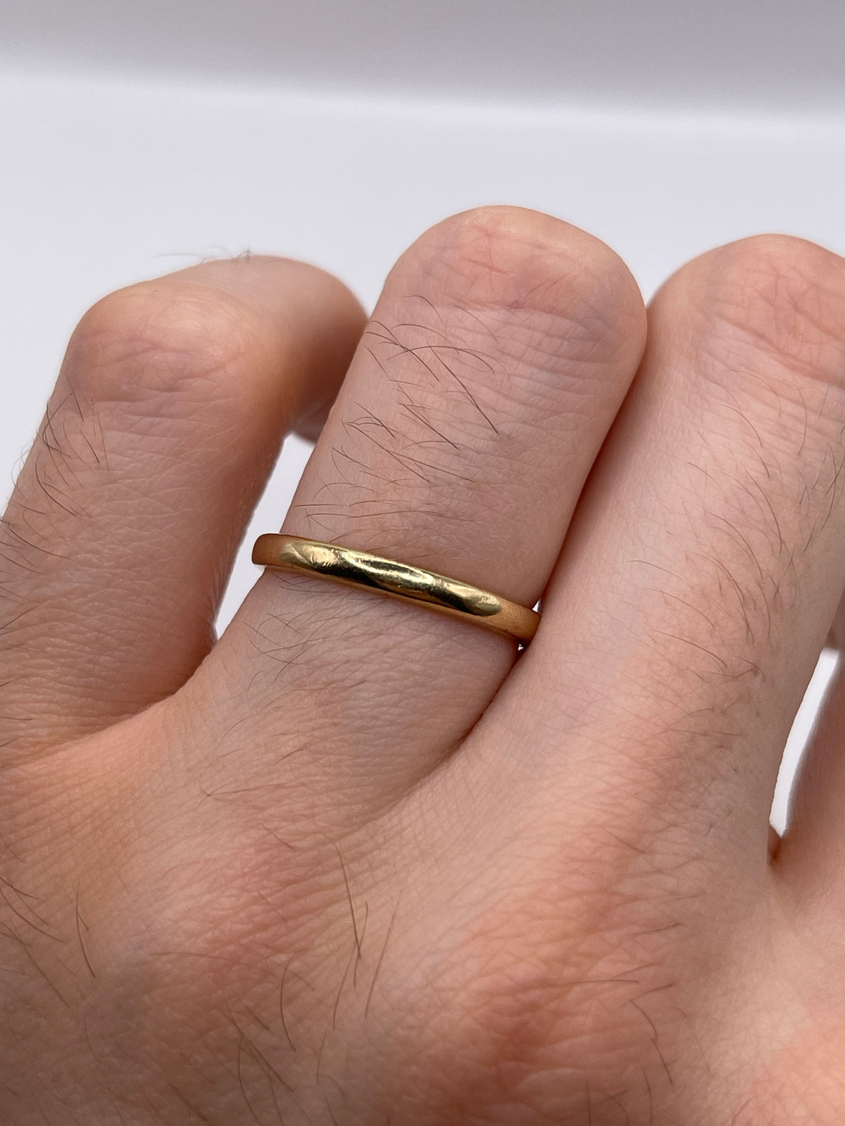 9ct gold band
