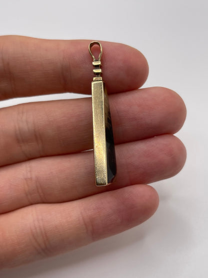 9ct gold blue John fob pendant