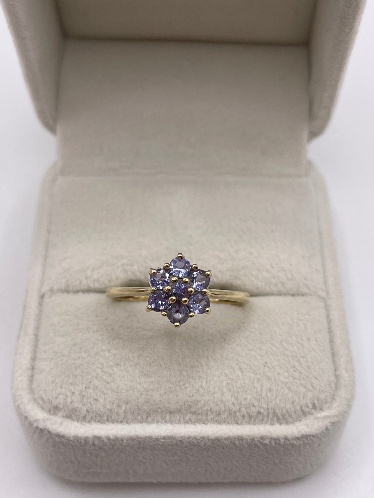 9ct gold tanzanite cluster ring