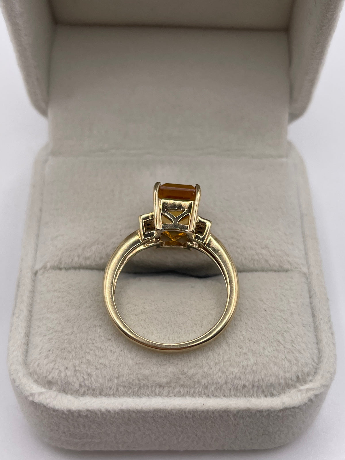 9ct gold citrine and diamond ring