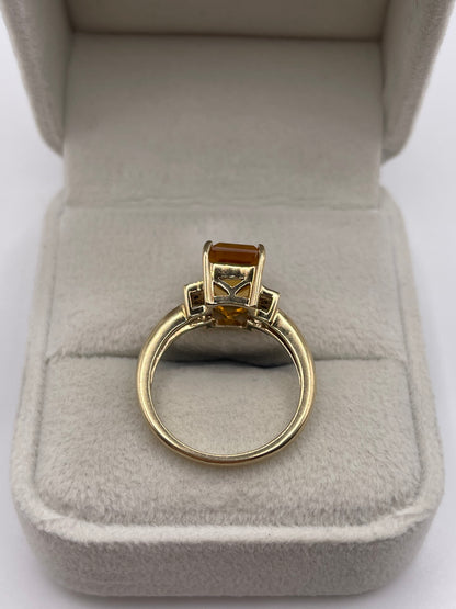 9ct gold citrine and diamond ring