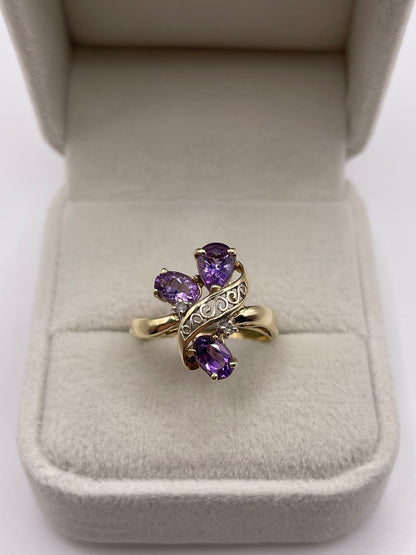 9ct gold amethyst and diamond ring